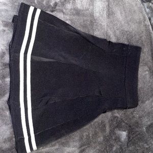 Black & white skater skirt
